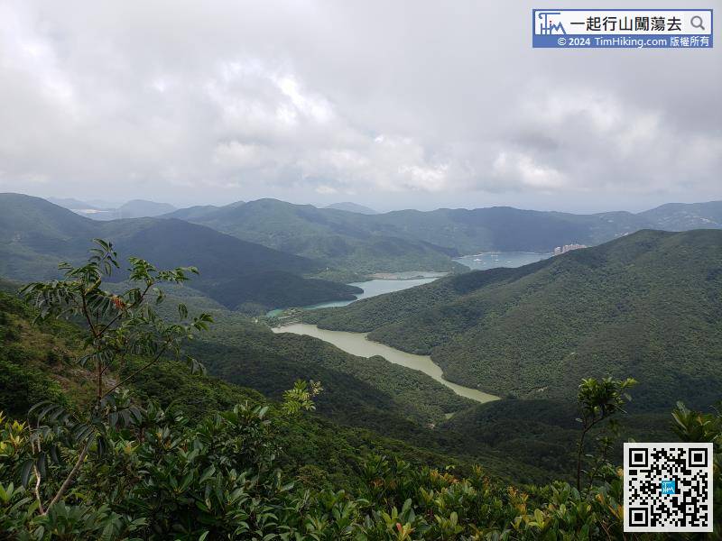 On the right is Tai Tam Intermediate Reservoir.