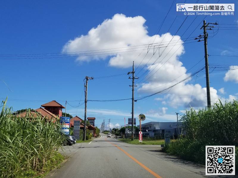 冲绳还有很多值得去欣赏的大自然景观，其中一个就是残波岬，MAPCODE“1005 685 378*55”。