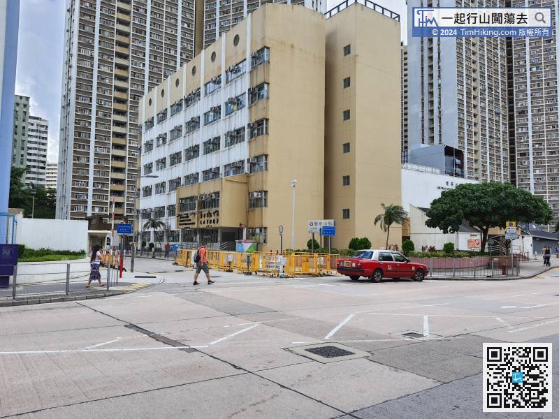 The starting point is after Lok Wah South Estate, which is Chun Wah Road.