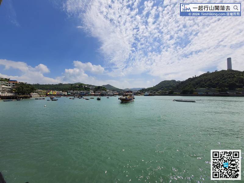 The starting point is Yung Shue Wan on the north side of Lamma Island.