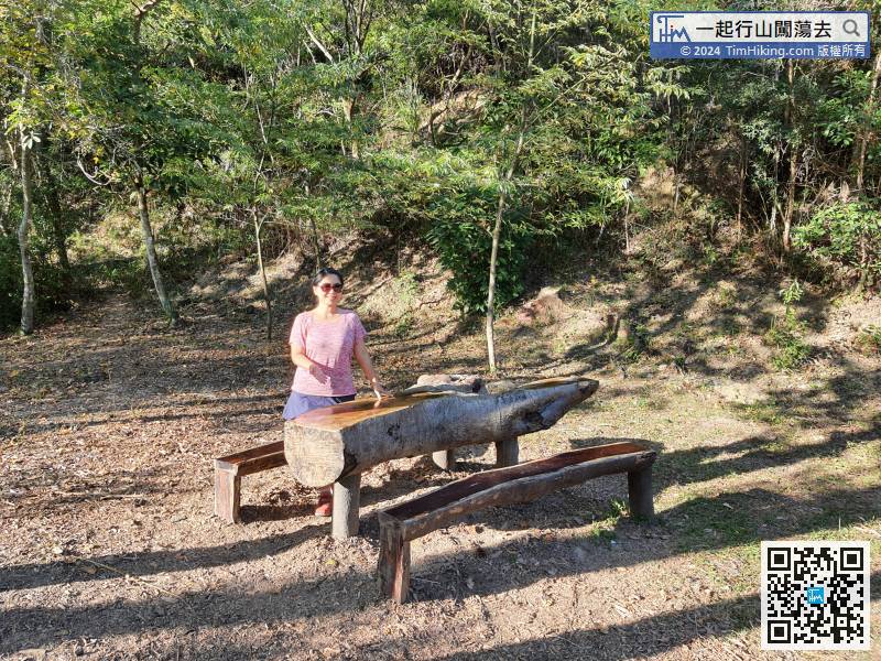 There are many resting places around, and some of the benches are very distinctive.