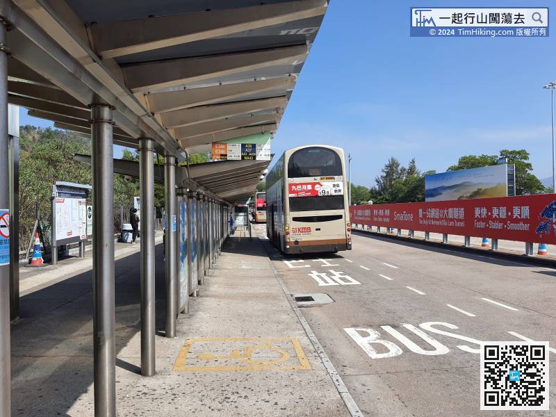 First of all, take any bus that passes through Tai Lam Tunnel and get off at Tai Lam Tunnel Interchange,