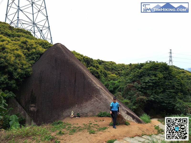 Soon, you will see the huge Zongzi Stone, which looks like a huge steamed dumpling.
