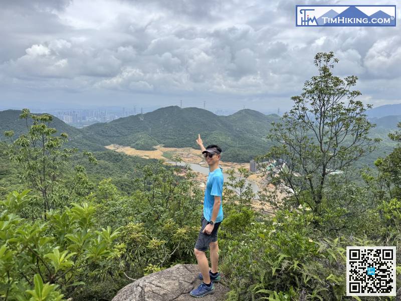 On the way, you can overlook the Honghualing Upper Reservoir.